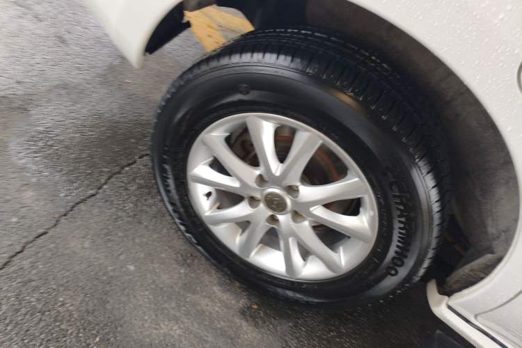 Used Venucia T70 2015 1.6L Manual Ruixing Edition
