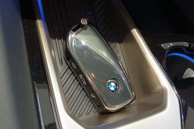 Used BMW 5 Series 2025 530Li Luxury Edition M Sport Package