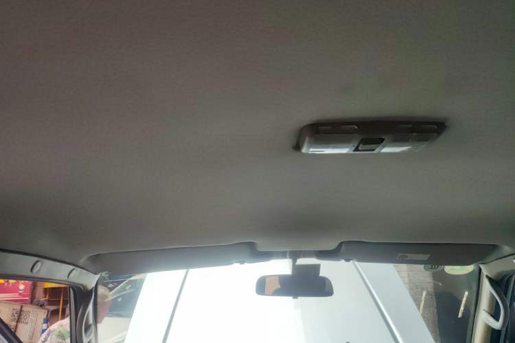 Used Leopaard Q6 2015 2.4L Manual Two-Wheel-Drive Elite Model
