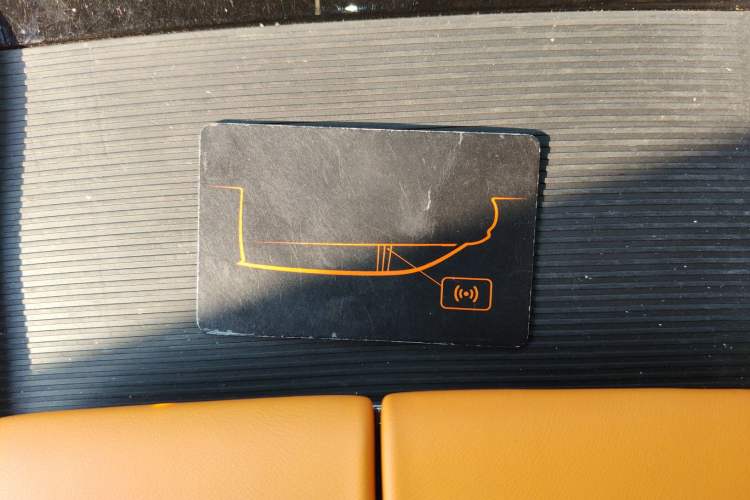 Used  LEVC L380 2024 140-Degree 6-Seater All-Wheel-Drive Ultra