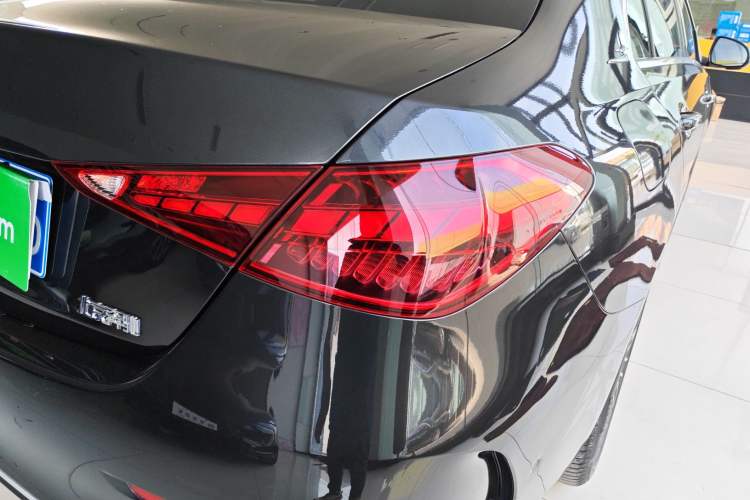 Used Mercedes-Benz C-Class 2023 Second Facelift C 260 L Sport Edition
