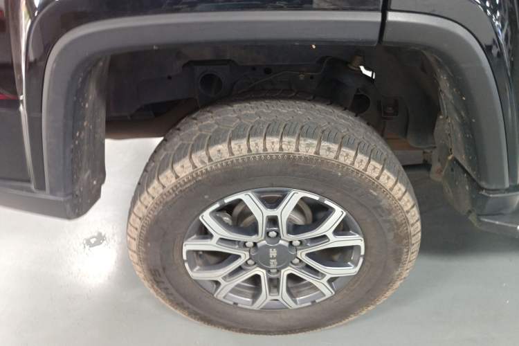 Used Beijing Auto BJ40 2023 2.0T Automatic Four-Wheel Drive Urban Hunter Edition Chivalrous Type
