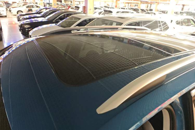 Used Volkswagen Tayron 2019 330TSI Two-Wheel-Drive Luxury Version China V Emission Standard
