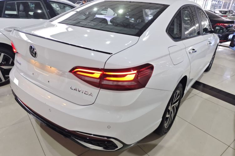 Used Volkswagen Lavida 2024 300TSI DSG Starry Sky Leading Edition
