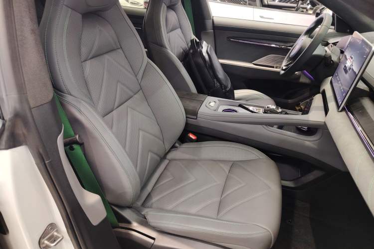 Used Zeekr 001 2023 WE Edition 100 kWh
