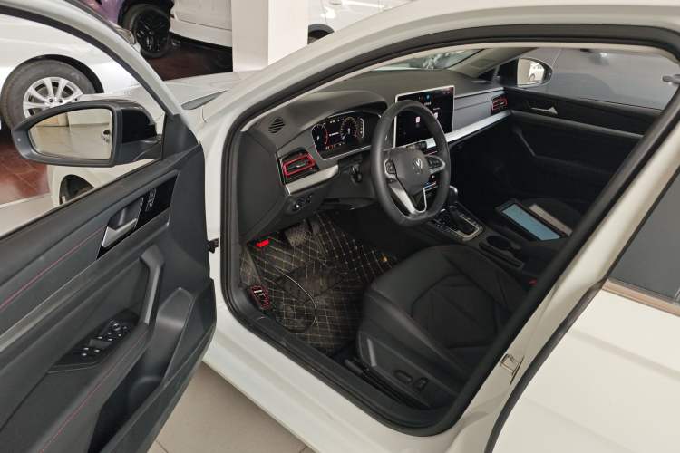 Used Volkswagen Lavida 2024 300TSI DSG Starry Sky Leading Edition