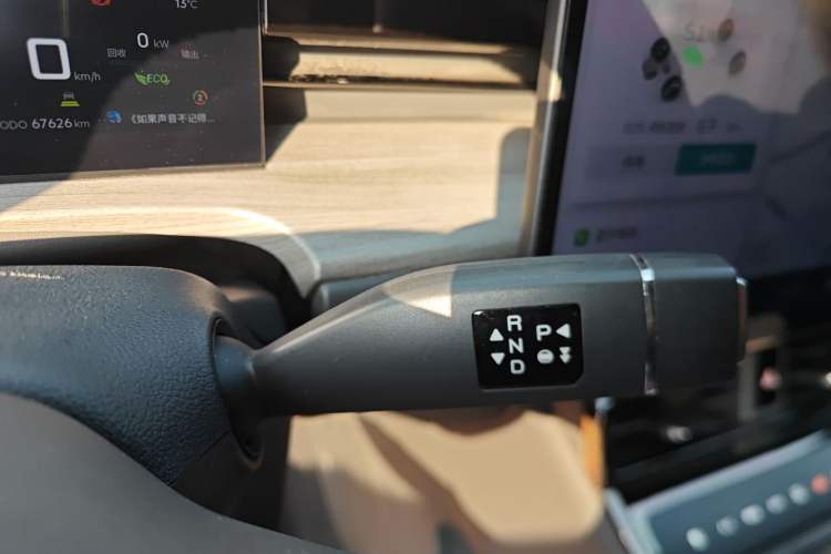 Used JETOUR Shanhai Shanhai L6 2024 1.5TD DHT ULTRA
