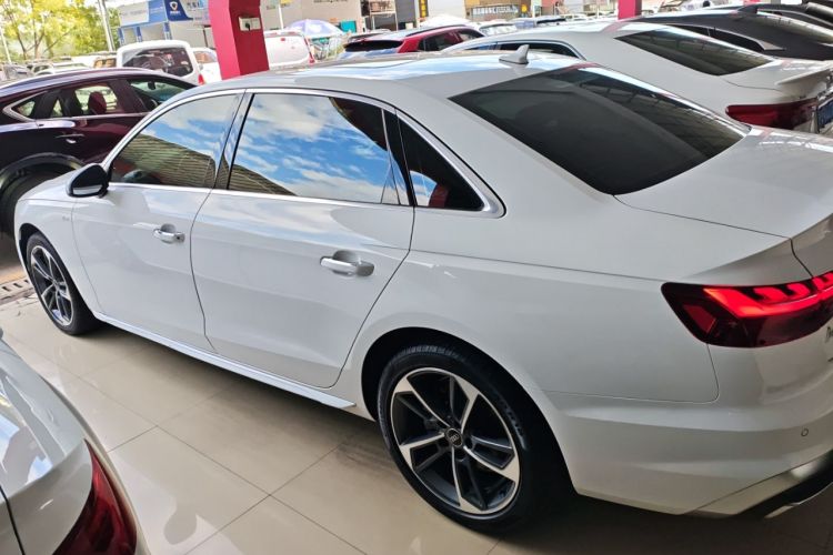 Used Audi A4L 2022 40 TFSI Fashion Dynamic Model
