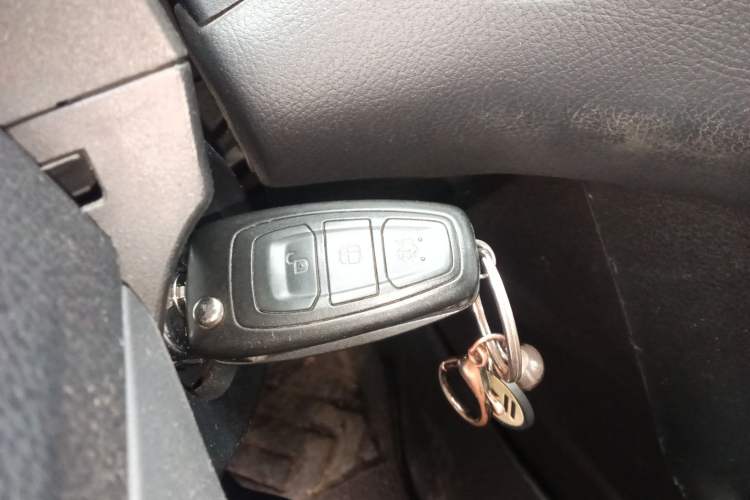 Used Ford Focus 2012 Hatchback 1.6L Automatic Fashion Edition