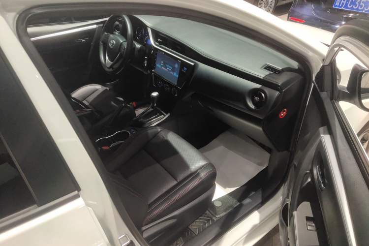 Used Toyota Levin 2017 Revised Version 185T CVT New Sharp Edition China V Standard