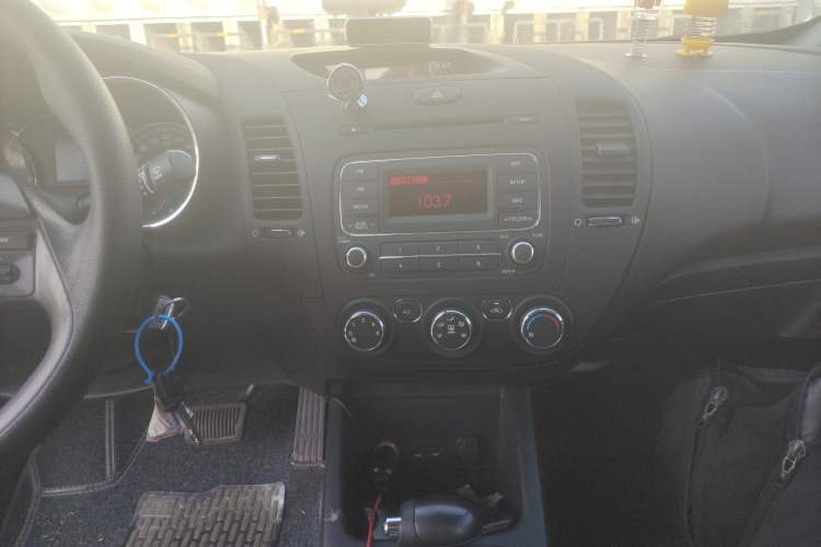 Used Kia K3 2015 1.6L Automatic GL
