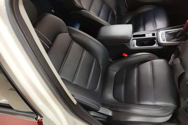 Used MG 6 2017 20T Automatic Luxury Smart Connect Version China V Standard
