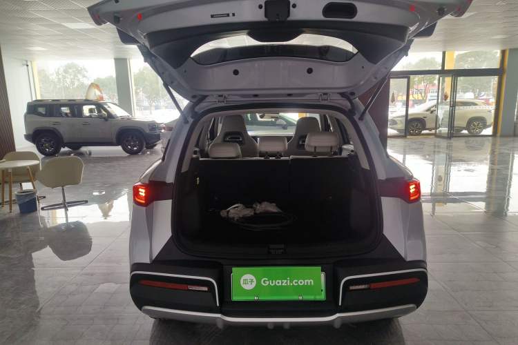 Used BYD Yuan UP 2025 Intelligent Driving Version 401 KM Dynamic Edition
