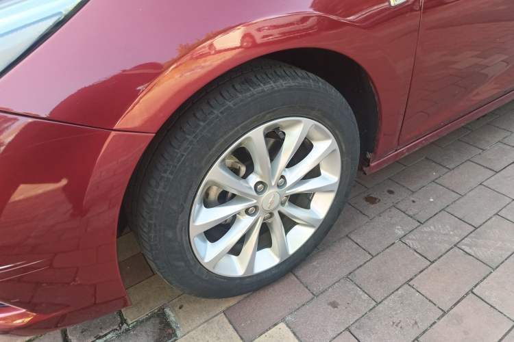 Used Chevrolet Cruze 2018 320 Automatic Pioneer Sunroof Edition
