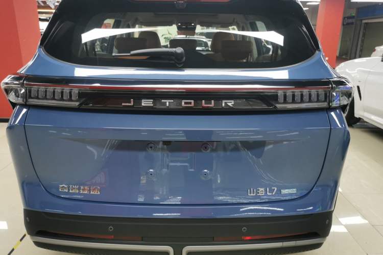 Used JETOUR Shanhai Shanhai L7 2024 1.5T 120km MAX+ 7-Seater

