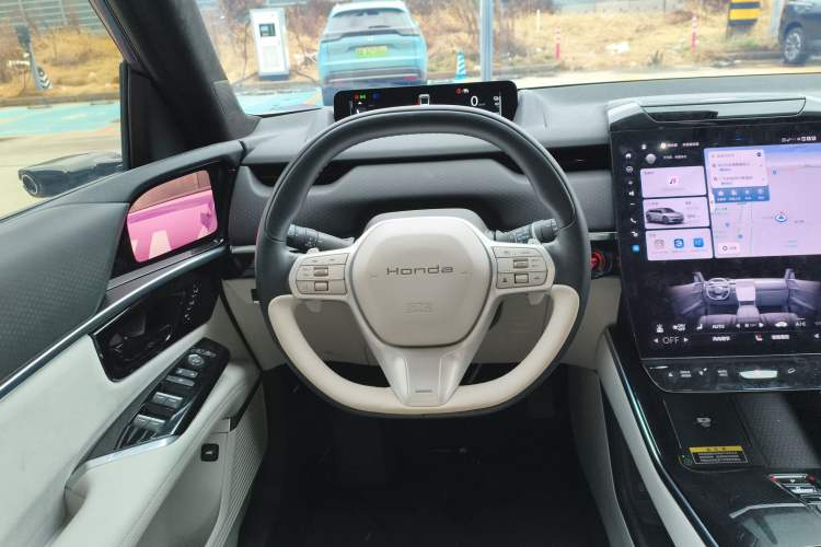 Used Honda P7 2025 Four-Wheel Drive Long-Range Max