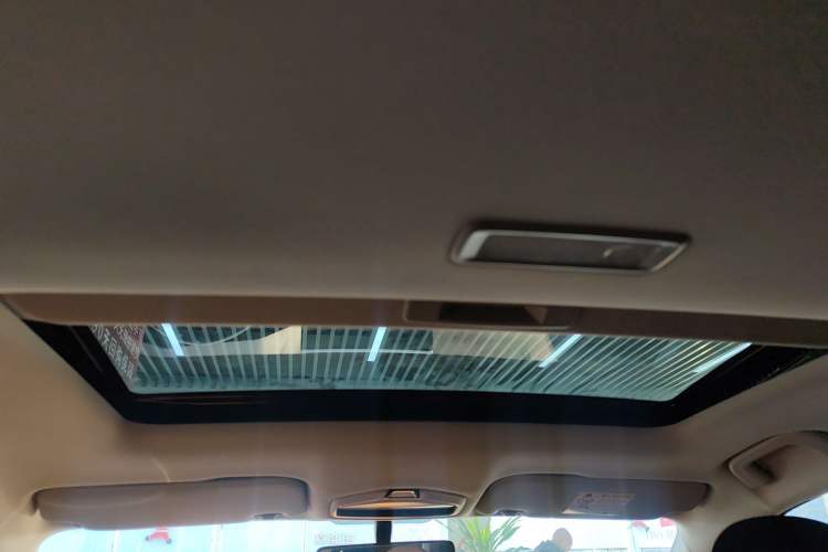 Used Geely Auto Emgrand 2025 4th Generation 1.5L CVT Flagship Version
