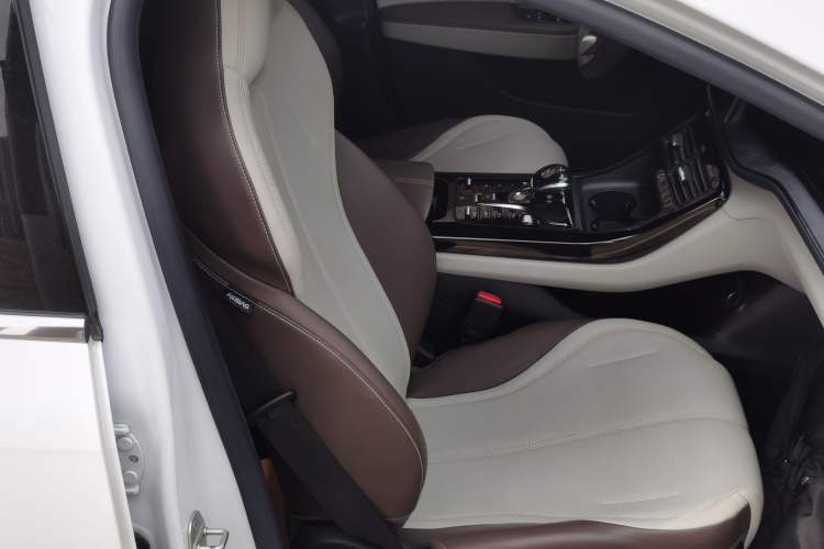 Used BYD Qin PLUS 2024 HONOR Edition DM-i 55KM Leading Model