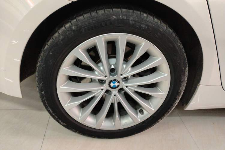 Used BMW 5 Series New Energy 2020 Mileage Upgrade Version 530Le Luxury Package
