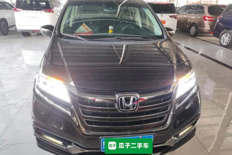 Used Honda Elysion 2019 2.0L Hybrid Luxury Edition