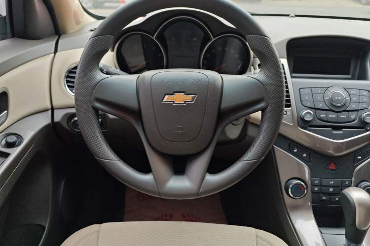 Used Chevrolet Cruze 2015 1.5L Classic SE AT