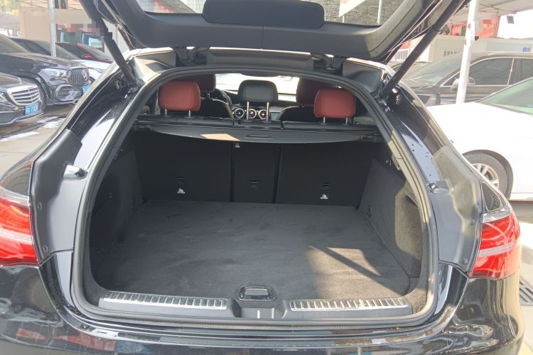 Used Mercedes-Benz GLC Coupe 2017 GLC 200 4MATIC Coupe SUV
