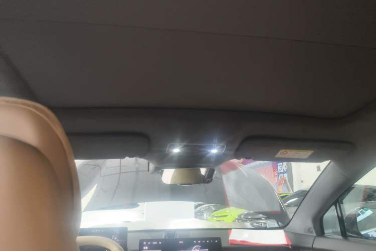 Used Hima Luxeed R7 2024 All-Electric 736 km Ultra
