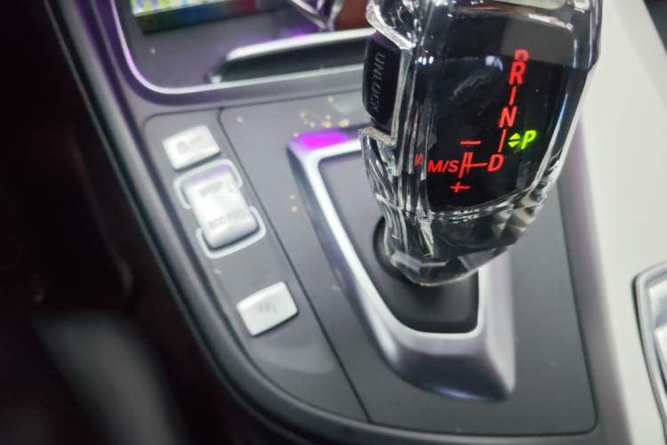 Used BMW 3 Series 2016 320i Fashion Model
