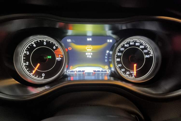 Used  Cherokee 2016 2.4L Superior Edition