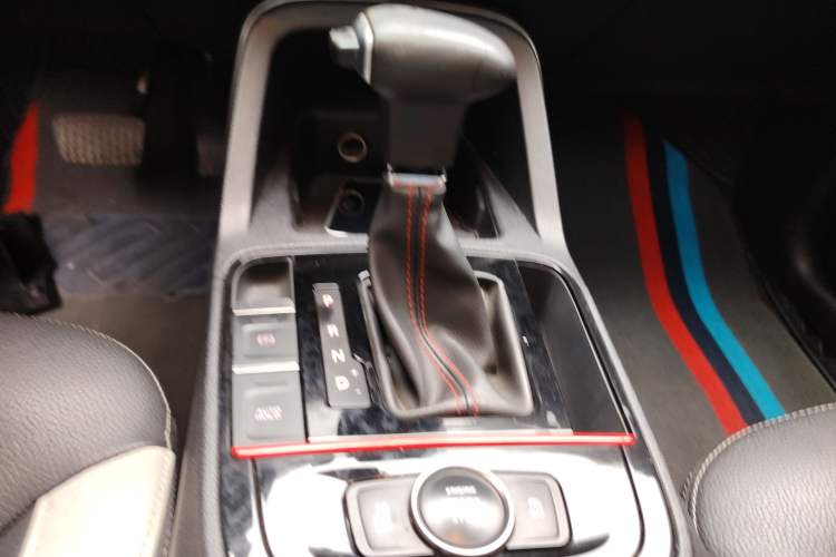 Used Qoros 5 2018 Revised 1.6T Automatic Luxury Version
