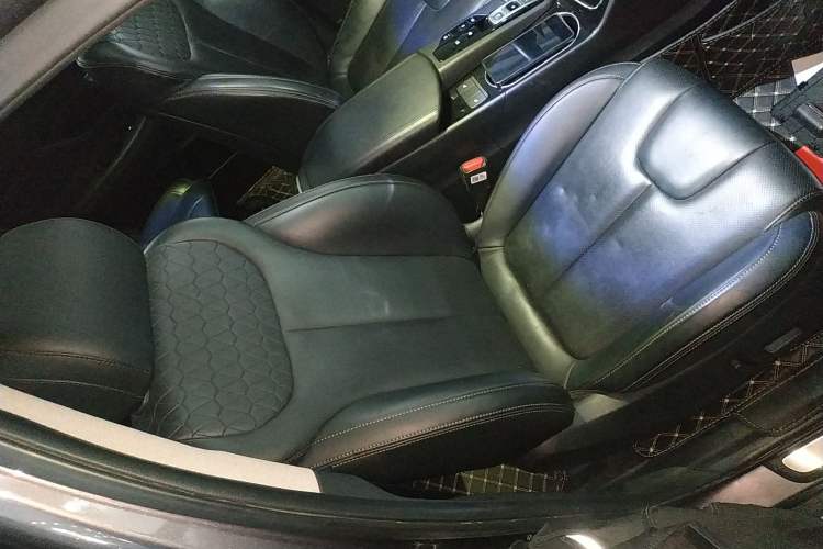 Used Hyundai Santa Fe 2019 380 TGDi DLX Automatic Two-Wheel Drive Prestige Plus Version China VI Standard