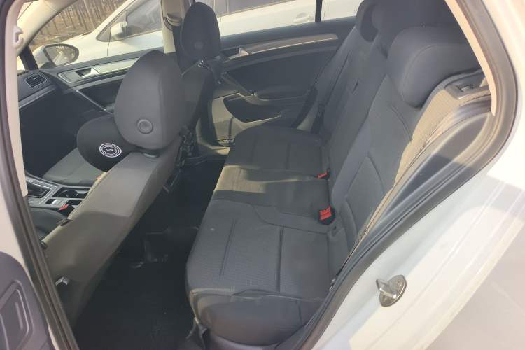 Used Volkswagen Golf 2016 1.6L Automatic Comfort Model
