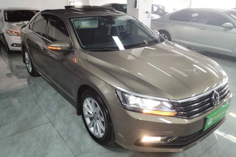 Used Volkswagen Passat 2017 330TSI DSG Luxury Edition
