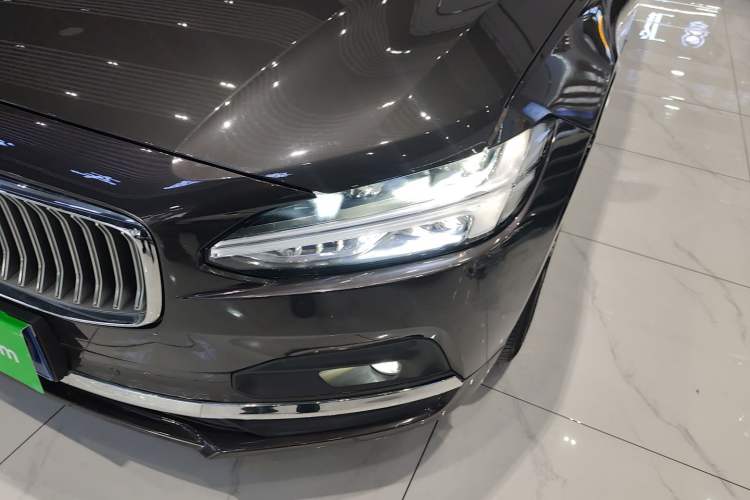 Used Volvo S90 2021 B5 Zhiyuan Luxury Edition
