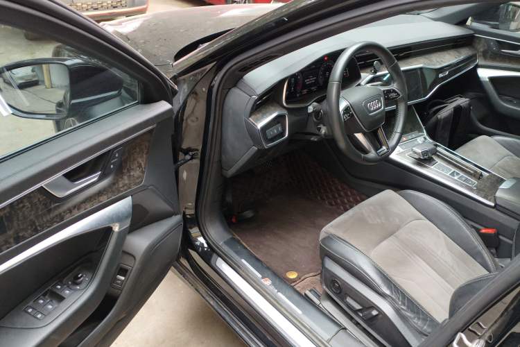 Used Audi A6L 2020 40 TFSI Luxury Dynamic Model
