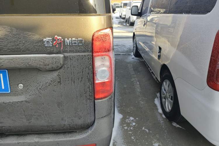 Used Chana Ruixing M60 2023 1.5L GDI Comfort-Class Passenger Vehicle 6/7 Seats
