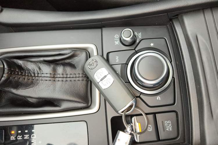 Used Mazda CX-4 2018 2.0L Automatic Two-Wheel Drive Blue Sky Dynamic Version China V Standard