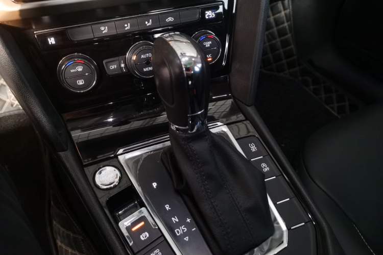 Used Volkswagen Lamando 2019 280TSI DSG Comfort Edition China VI standard