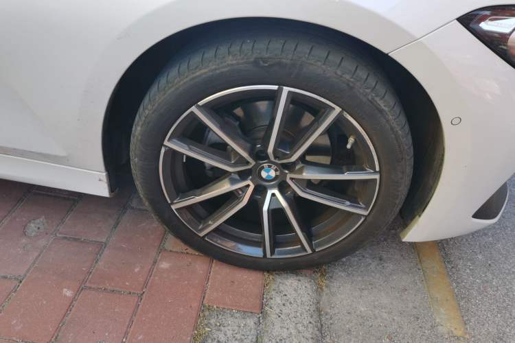 Used BMW 3 Series 2023 325Li M Sport Package