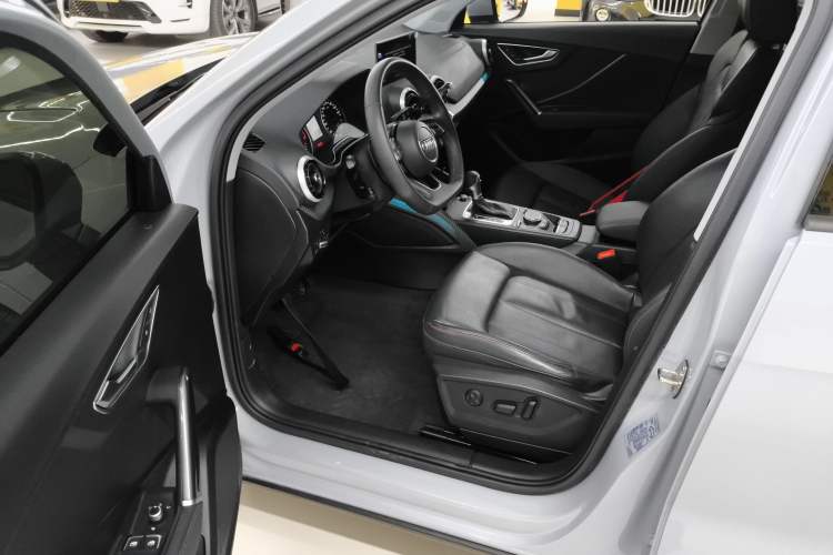 Used Audi Q2L 2022 35 TFSI Progressive Dynamic Edition
