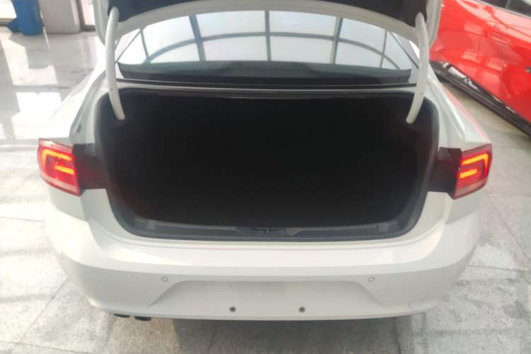 Used Volkswagen Lamando 2017 230TSI DSG Fashion Edition