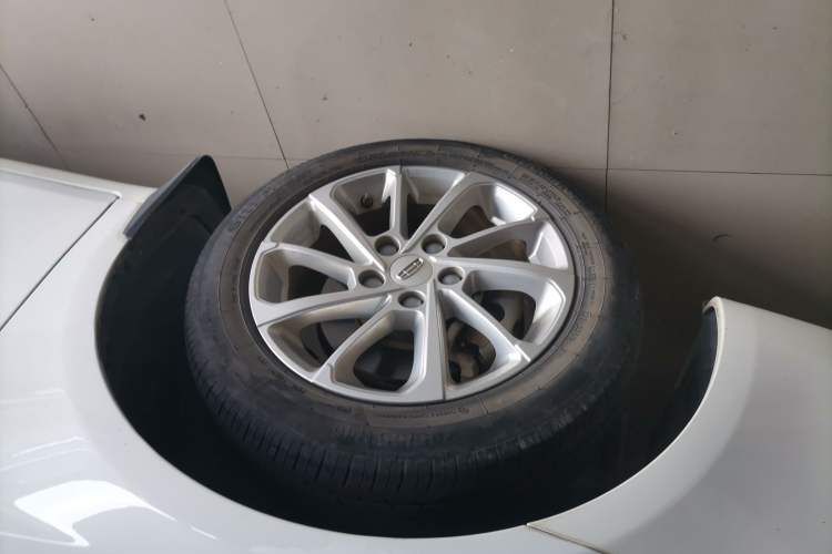 Used Geely Auto Emgrand 2021 UP 1.5L CVT Luxury Model
