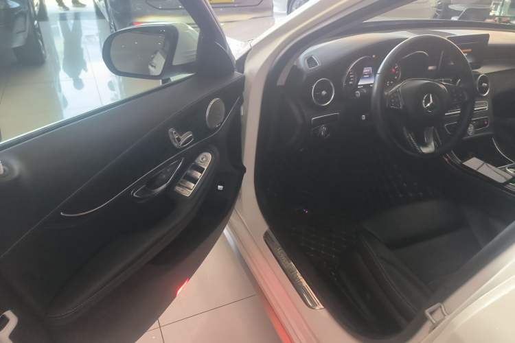 Used Mercedes-Benz C-Class 2015 Restyled C 180 L Sport Edition
