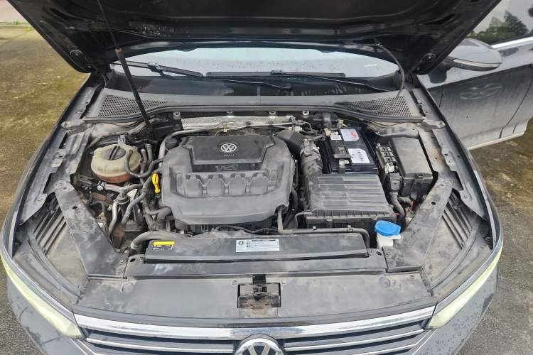 Used Volkswagen Magotan 2019 330TSI DSG Luxury Version China VI Standard
