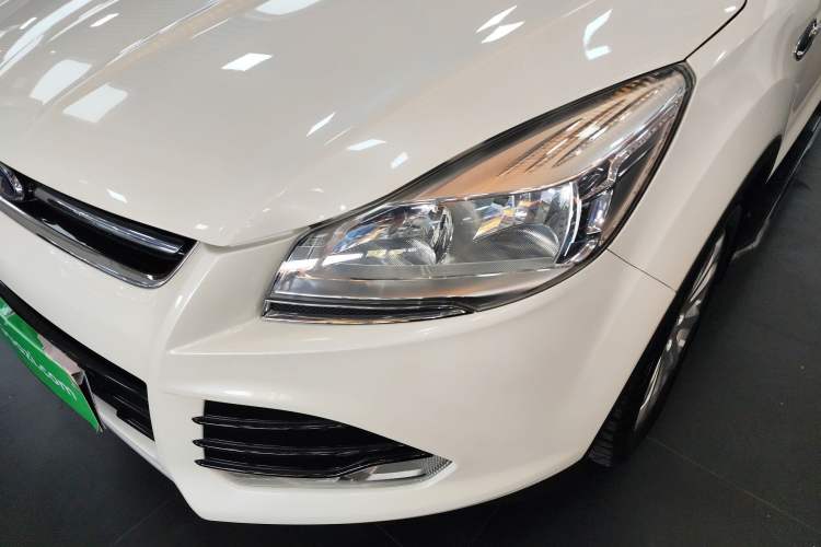 Used Ford Kuga 2015 1.5L GTDi Two-Wheel-Drive Comfort Model
