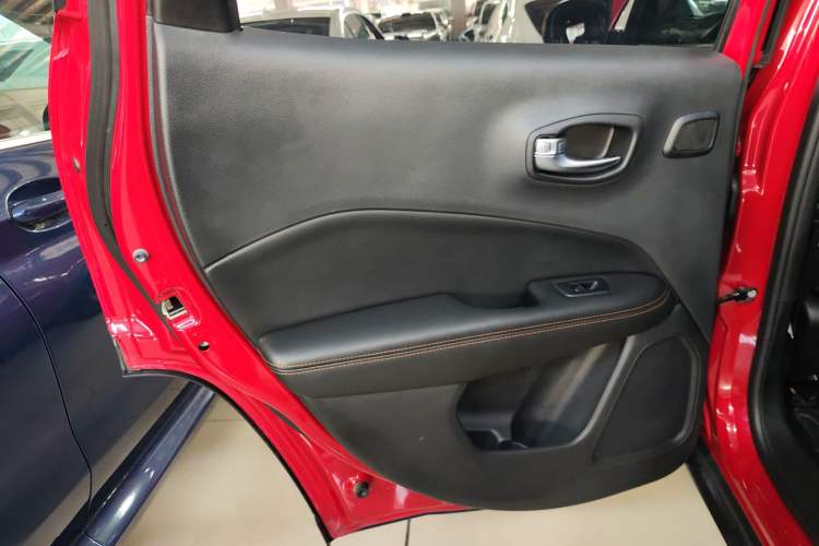 Used  Compass 2017 200T Automatic Prestige Edition
