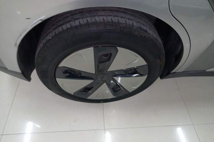 Used AION Y 2023 Plus 510 Enjoy Edition
