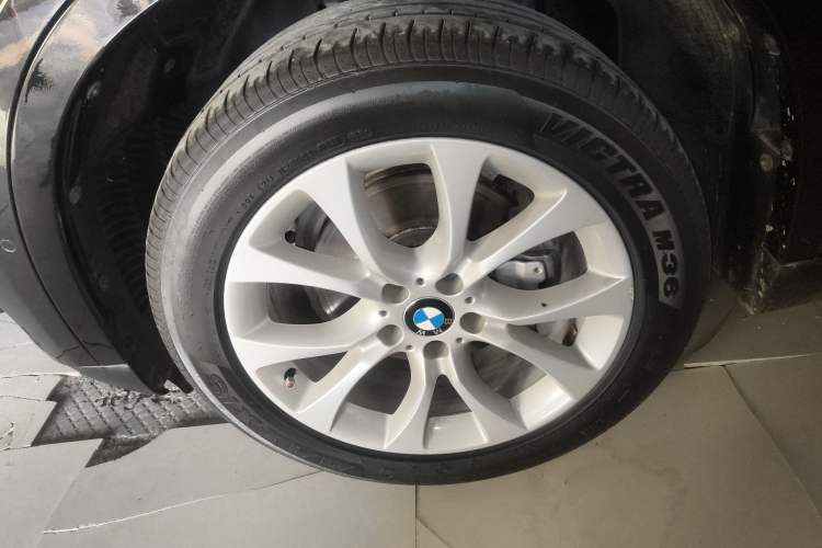 Used BMW X5 2018 xDrive28i
