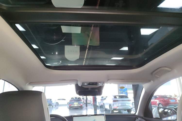 Used BYD Sealion 05 DM-i 2025 DM-i Smart Drive 115KM Flagship Model
