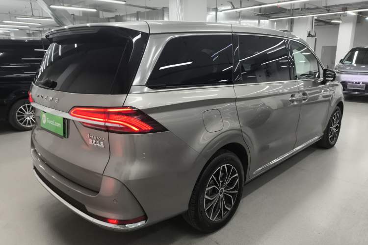 Used Roewe iMAX8 New Energy 2025 1.5T DMH Lu Zun Deluxe Edition